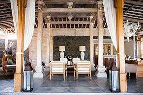 Luxury 12 Bedroom Villa With Private Pool, Bali Villa 2027