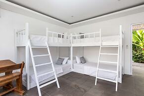 Luxury 4 Bedroom Villa With Private Pool, Bali Villa 2067