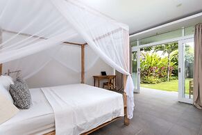 Luxury 4 Bedroom Villa With Private Pool, Bali Villa 2067
