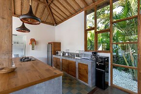 Luxury 4 Bedroom Villa With Private Pool, Bali Villa 2067