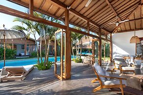 Luxury 4 Bedroom Villa With Private Pool, Bali Villa 2067