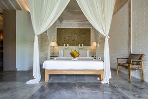 Luxury 4 Bedroom Villa With Private Pool, Bali Villa 2007