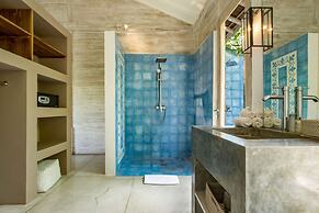 Luxury 4 Bedroom Villa With Private Pool, Bali Villa 2007