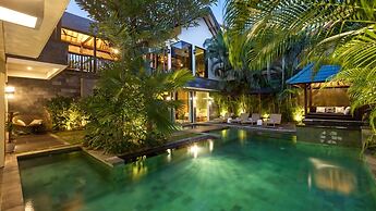 Luxury Villa in Bali near Beach, Bali Villa 2024