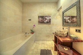 Luxury Villa in Bali near Beach, Bali Villa 2024