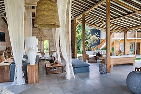 Luxury 5 Bedroom Villa With Private Pool, Bali Villa 2022