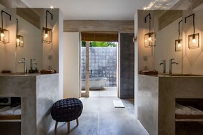 Luxury 5 Bedroom Villa With Private Pool, Bali Villa 2022