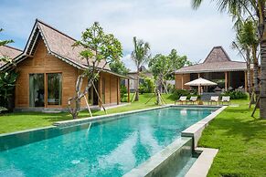 Luxury 5 Bedroom Villa With Private Pool, Bali Villa 2022