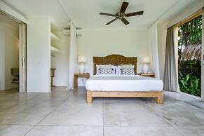 Luxury 5 Bedroom Villa With Private Pool, Bali Villa 2022