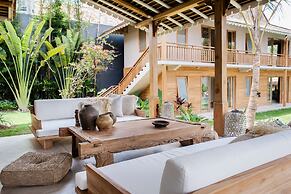 Luxury 5 Bedroom Villa With Private Pool, Bali Villa 2022