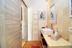 Bali Villa Near the Beach, 2070