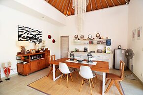 Bali Villa Near the Beach, 2070