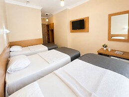 Yaman Life Hotel