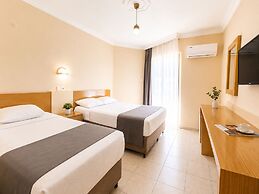 Yaman Life Hotel
