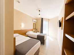 Yaman Life Hotel