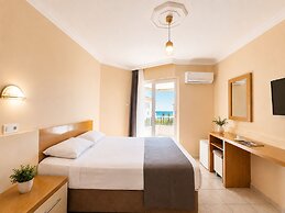 Yaman Life Hotel