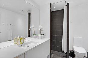 Modern Three-bedroom Apartment Next to Royal Arena and Copenhagen Airp