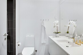 Modern Three-bedroom Apartment Next to Royal Arena and Copenhagen Airp