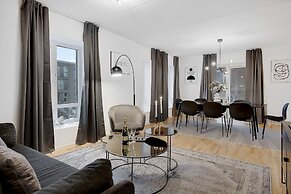 Modern Three-bedroom Apartment Next to Royal Arena and Copenhagen Airp