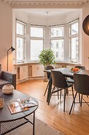 Sanders Boulevard - Smart 3-bdr Apt By the Canal