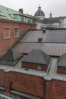 Sanders Boulevard - Cute 2-bdr Apt By the Canal