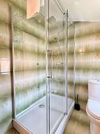 Lemon Tree Apartments