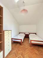 Lemon Tree Apartments