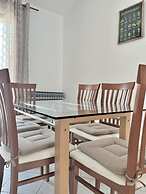 Lemon Tree Apartments