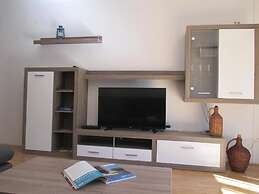 Lemon Tree Apartments