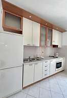 Lemon Tree Apartments