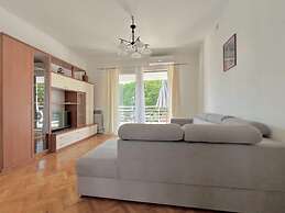 Lemon Tree Apartments