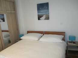 Lemon Tree Apartments