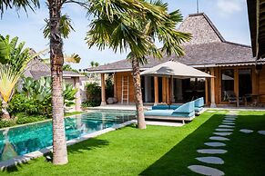 Beautiful Villa With Private Pool, Bali Villa 2072