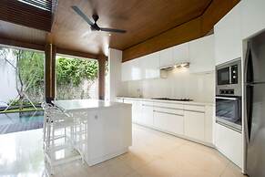 Luxury Villa in Bali near Beach, Bali Villa 2003