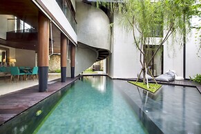 Luxury Villa in Bali near Beach, Bali Villa 2003