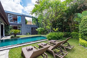 Beautiful Villa With Private Pool, Bali Villa 2028