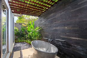 Bali Villa Near the Beach, 2041