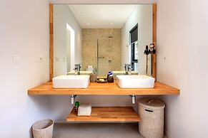 Bali Villa Near the Beach, 2041