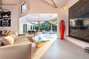 Bali Villa Near the Beach, 2041