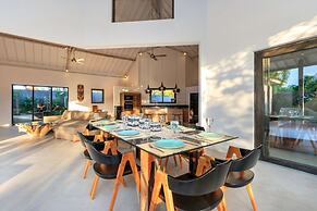 Bali Villa Near the Beach, 2041