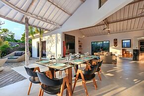 Bali Villa Near the Beach, 2041