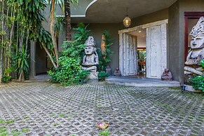 Luxury Villa in Bali near Beach, Bali Villa 2086