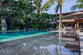 Luxury Villa in Bali near Beach, Bali Villa 2086