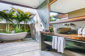 Luxury Villa in Bali near Beach, Bali Villa 2086