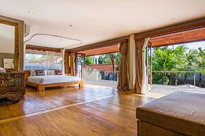 Luxury Villa in Bali near Beach, Bali Villa 2086