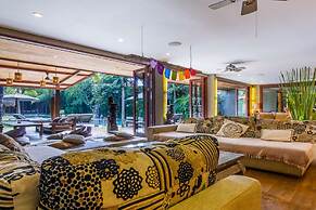 Luxury Villa in Bali near Beach, Bali Villa 2086