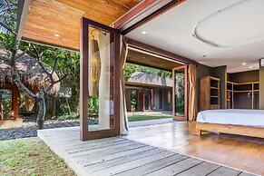 Luxury Villa in Bali near Beach, Bali Villa 2086