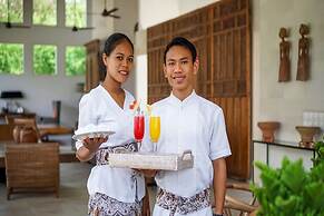 Bali Villa Near the Beach, 2056