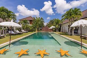 Bali Villa Near the Beach, 2056