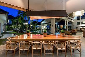 Bali Villa Near the Beach, 2056